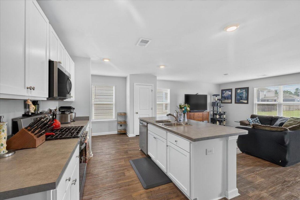 212 Coral Sunset Way Photo 22