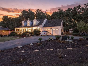 1155 Abbey Place, Forest, VA 24551