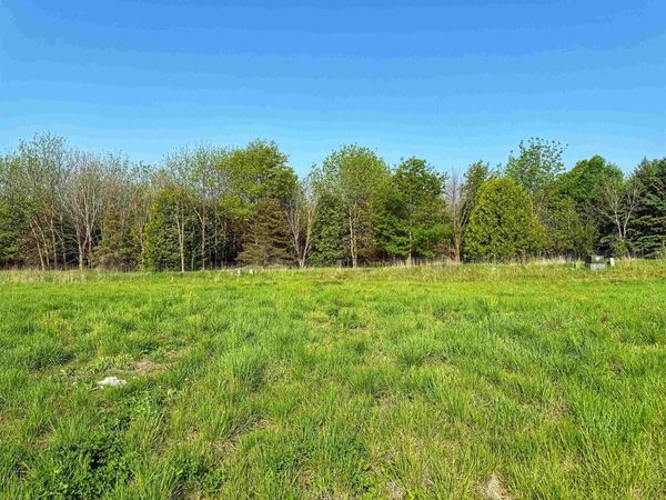 1266 Tivoli Circle, Oregon, WI 53575