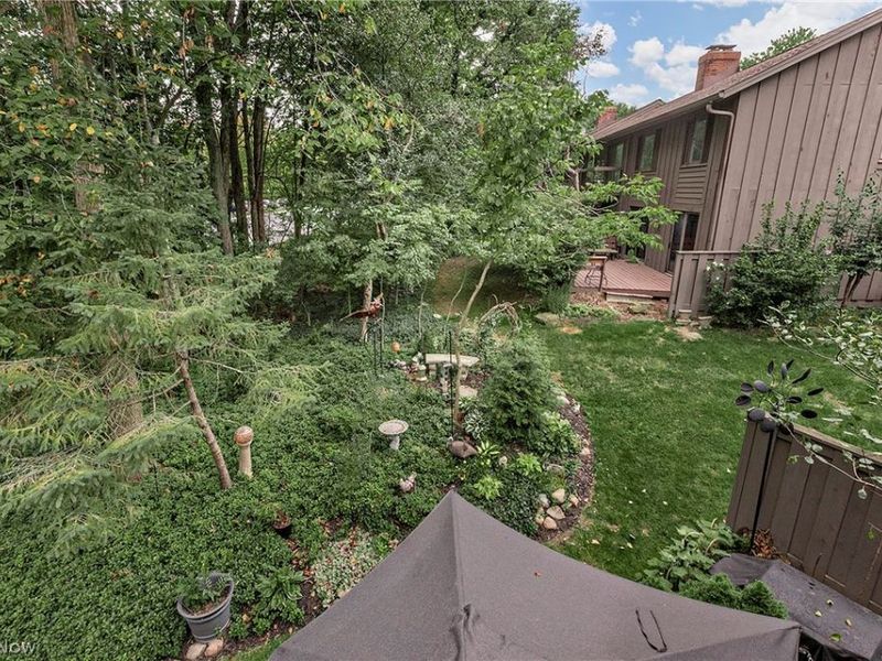 791 Geddes Bluff, Sagamore Hills, OH 44067 Photo 33