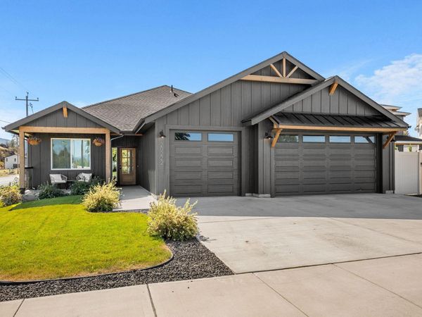 20222 E 10 Ct, Spokane Valley, WA 99016