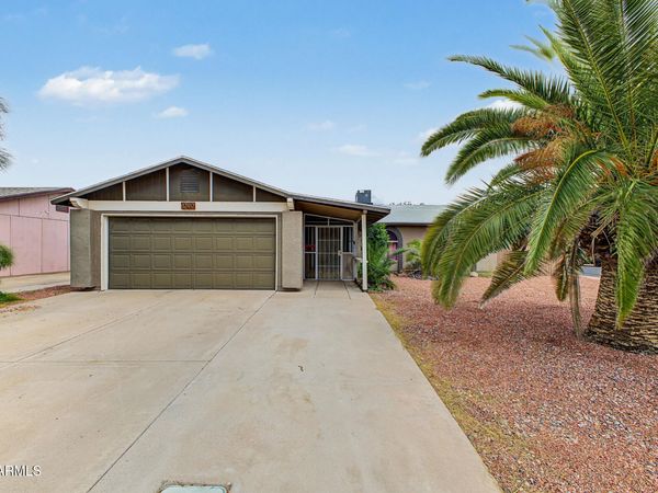 1040 S VINEYARD, Mesa, AZ 85210