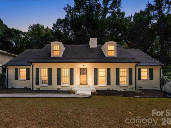 9112 Hinson Drive, Charlotte, NC 28105