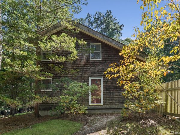 9 Tillinghast Place, East Hampton, NY 11937