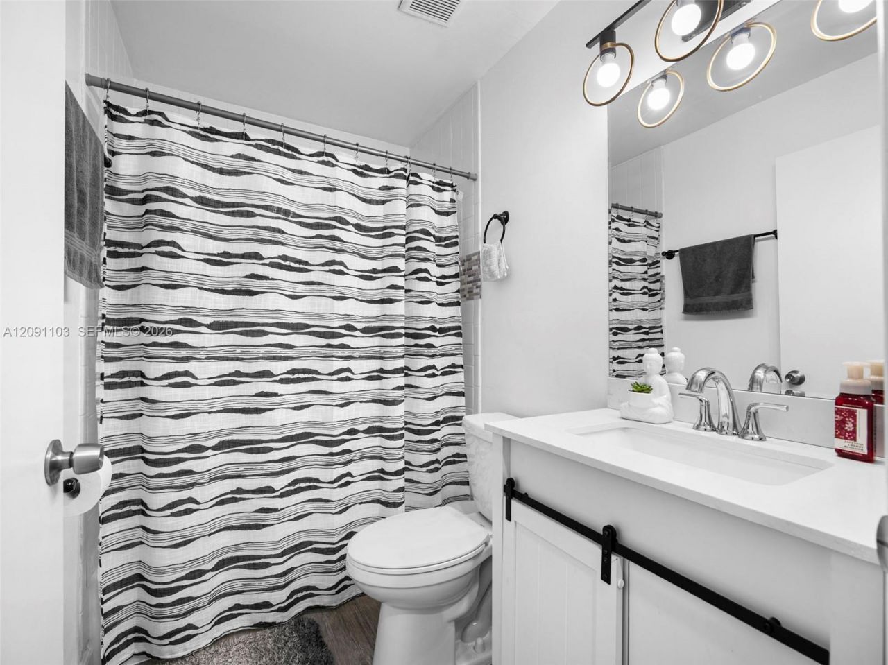 400 NW 214th St, Unit 203, Miami Gardens, FL 33169 Photo