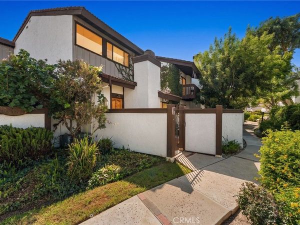21545 Erwin, Unit 96, Woodland Hills, CA 91367