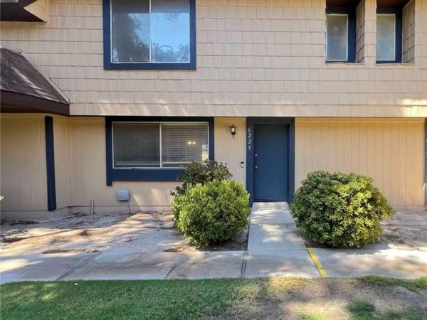 6223 Meadow View Lane, Las Vegas, NV 89103