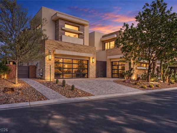 70 Grey Feather Drive, Las Vegas, NV 89135