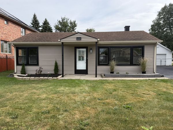 6449 W 84th Street, Burbank, IL 60459