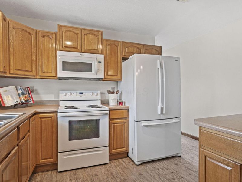 7490 Dyer Road, Mount Sterling, OH 43143 Photo 12