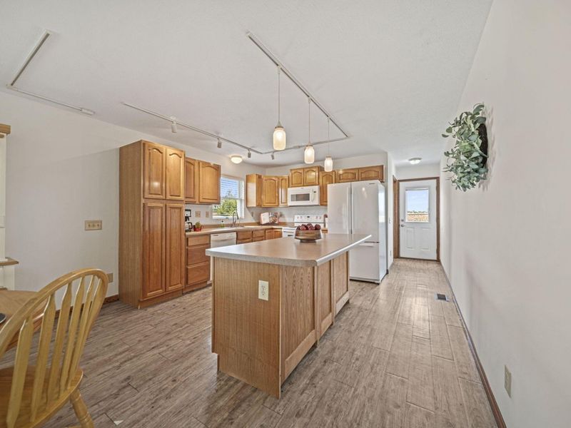 7490 Dyer Road, Mount Sterling, OH 43143 Photo 14
