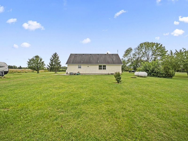 7490 Dyer Road, Mount Sterling, OH 43143 Photo 37
