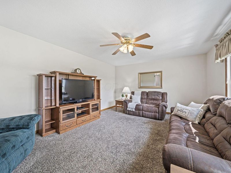 7490 Dyer Road, Mount Sterling, OH 43143 Photo 5