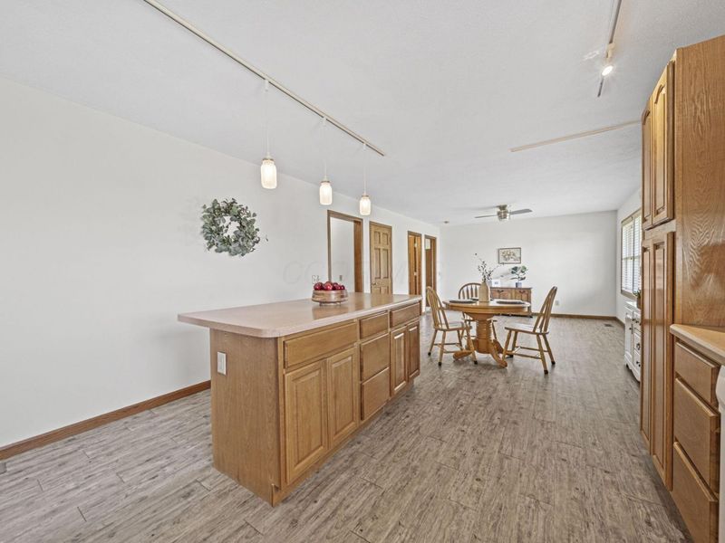 7490 Dyer Road, Mount Sterling, OH 43143 Photo 9