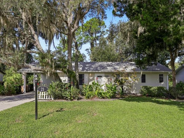 21 ABERDEEN CIRCLE , LEESBURG, FL 34788