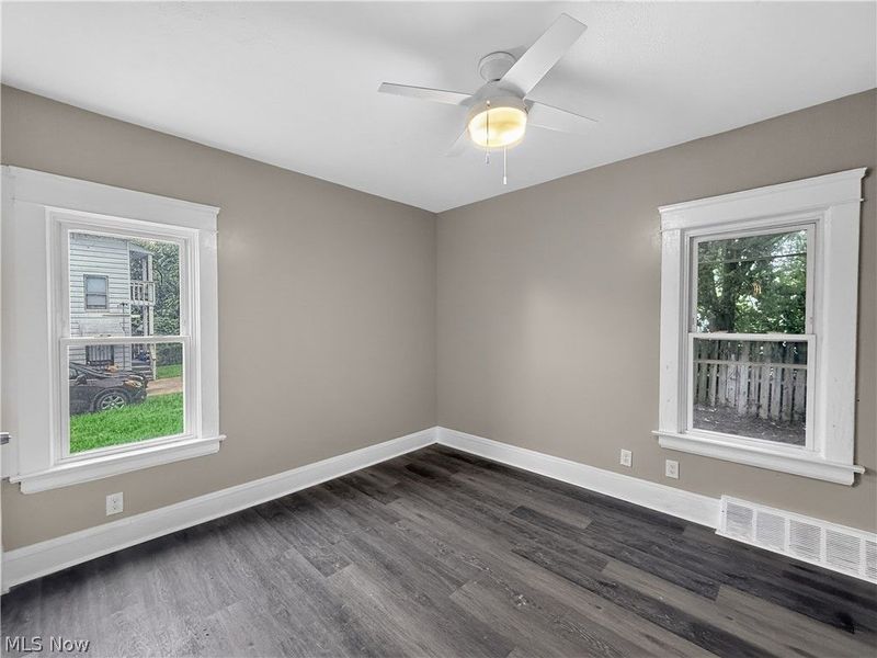 11502 Fairport Avenue, Cleveland, OH 44108 Photo 10