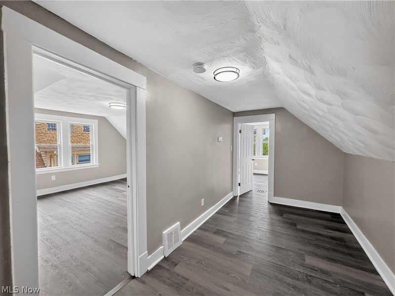 11502 Fairport Avenue, Cleveland, OH 44108 Photo 25