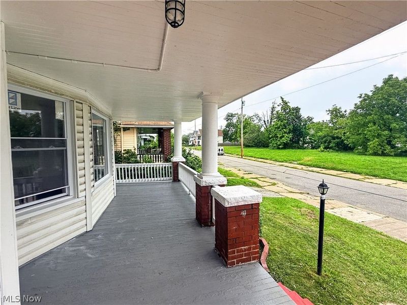 11502 Fairport Avenue, Cleveland, OH 44108 Photo 3
