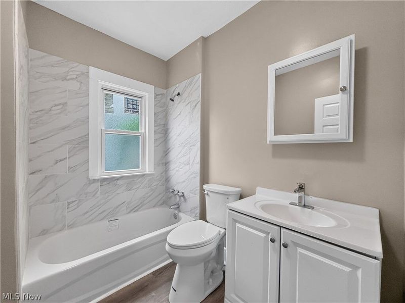 11502 Fairport Avenue, Cleveland, OH 44108 Photo 8
