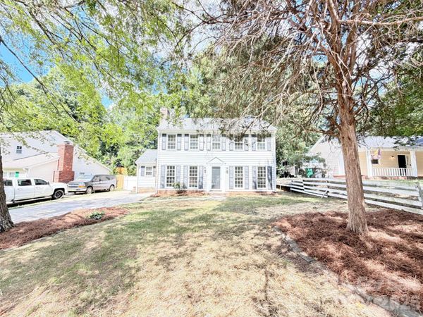 8431 Mission Hills Road , Charlotte, NC 28227