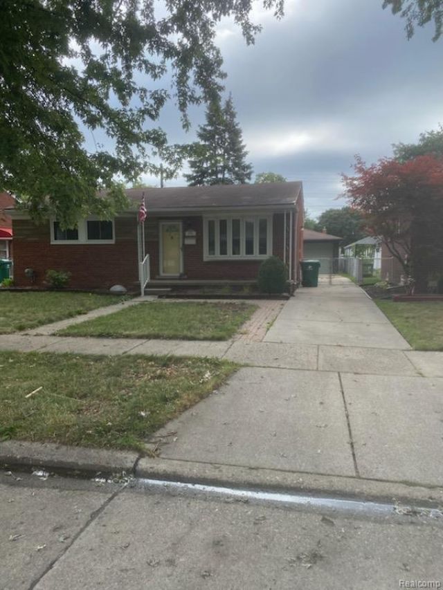 24794 Greenbrier Avenue, Eastpointe, Mi 48021 Main Photo