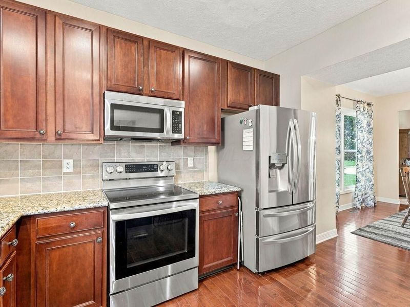 516 Greenwood Loop, Newark, OH 43055 Photo 18
