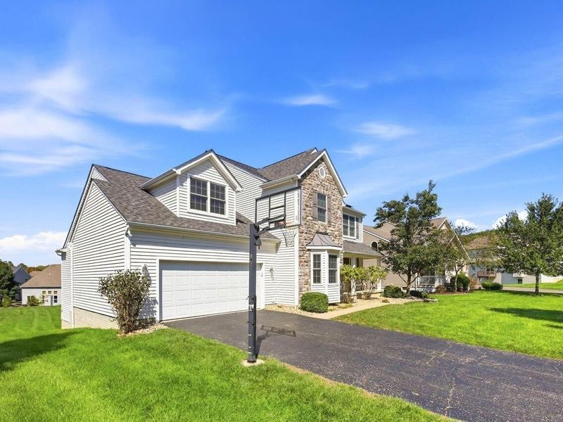 516 Greenwood Loop, Newark, OH 43055 Photo 2