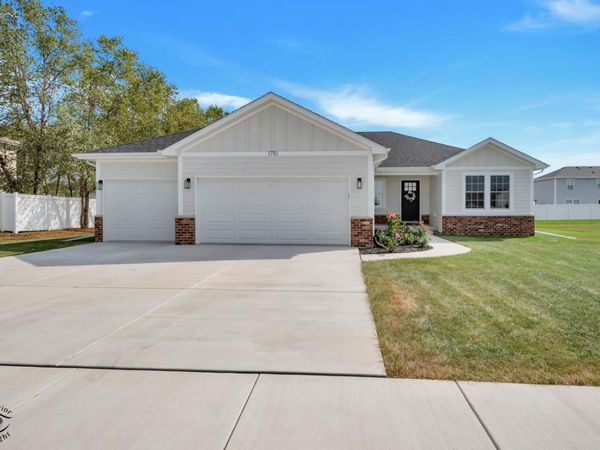 1710 Yorktown Drive , Bourbonnais, IL 60914