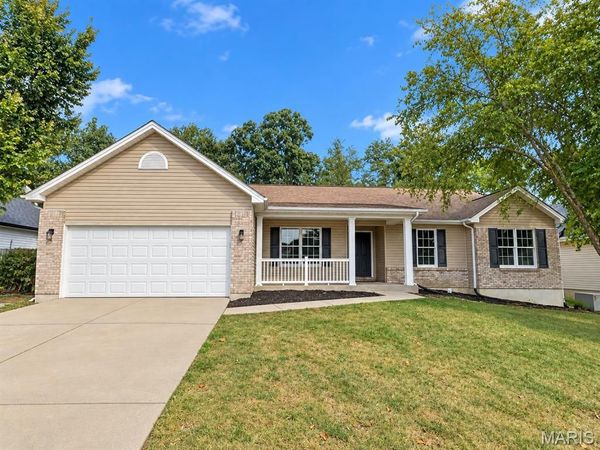 1731 Fairview Farms Circle , Wentzville, MO 63385