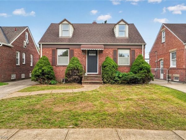 13517 Saint James Avenue, Cleveland, OH 44135