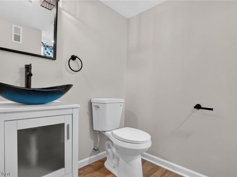 13517 Saint James Avenue, Cleveland, OH 44135 Photo 29