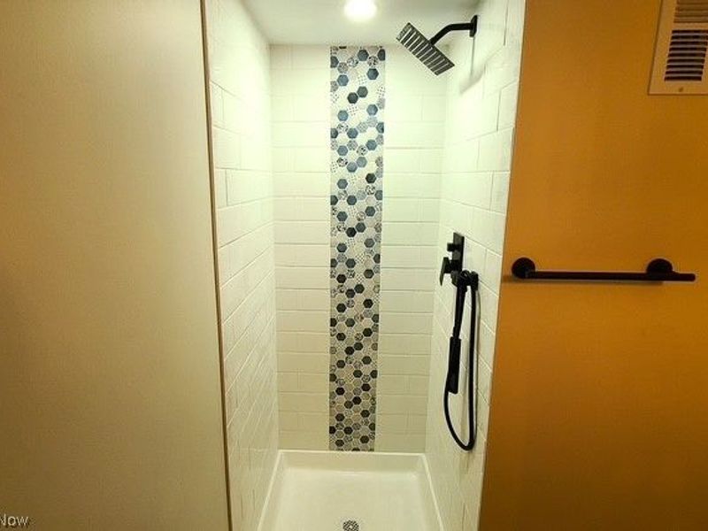 13517 Saint James Avenue, Cleveland, OH 44135 Photo 34