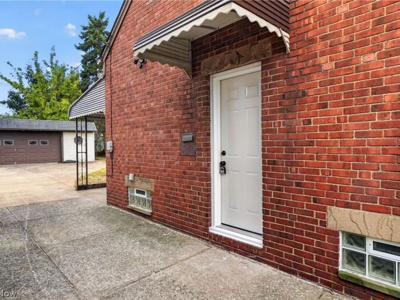 13517 Saint James Avenue, Cleveland, OH 44135 Photo 47