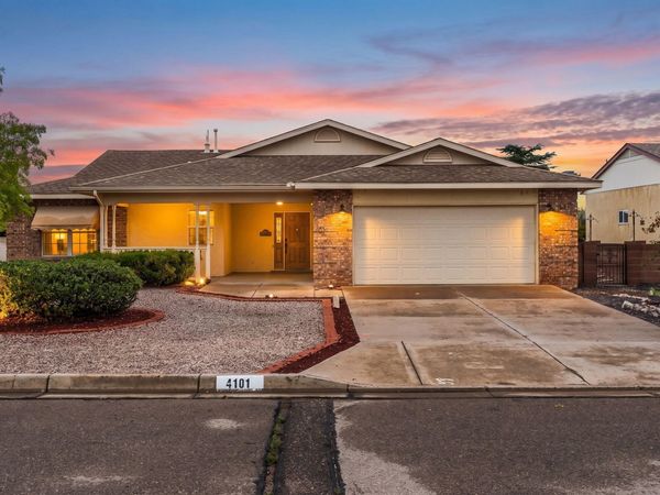 4101 Foxwood Trail SE, Rio Rancho, NM 87124