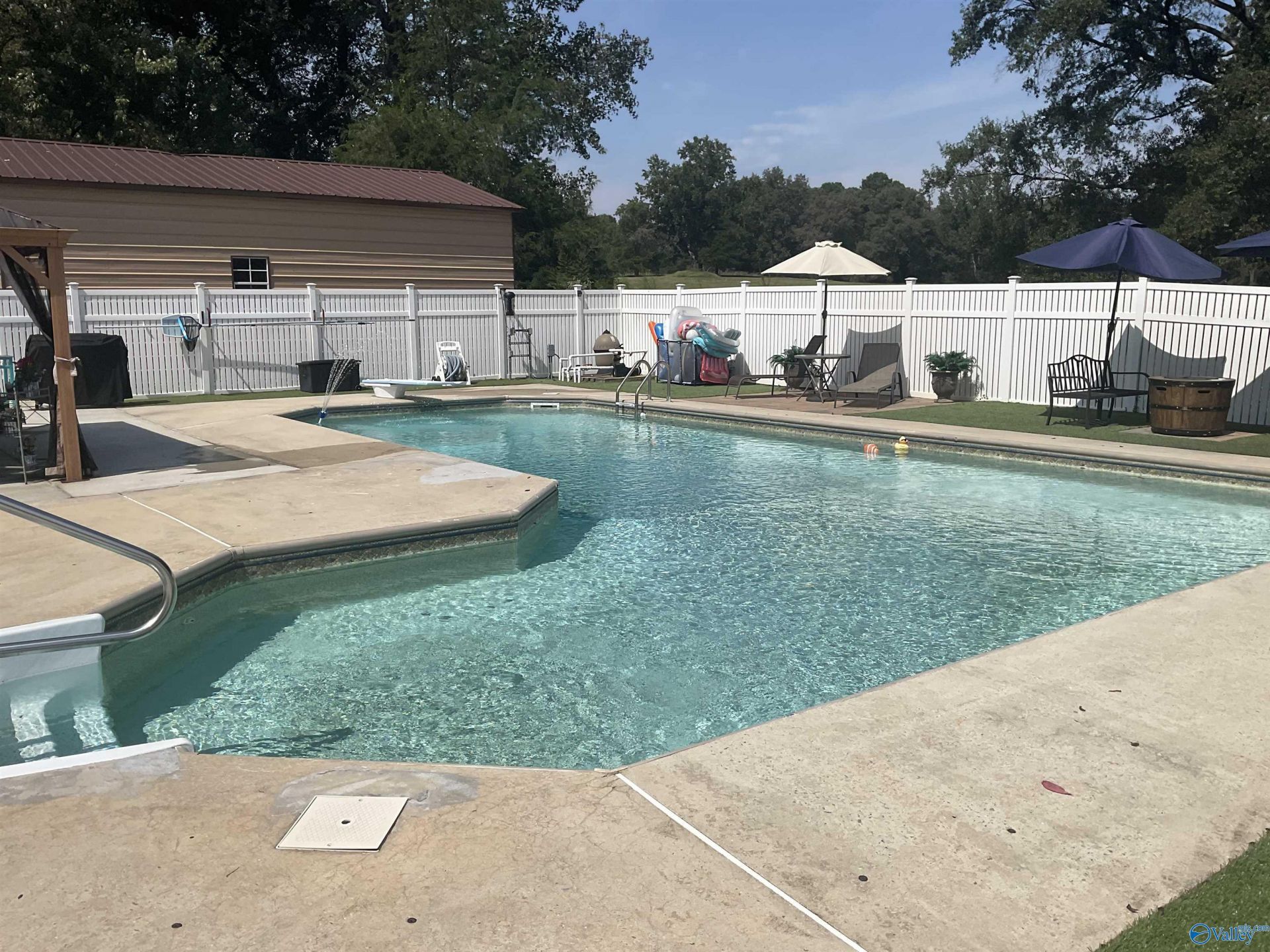 2261 Iron Man Road Danville, AL 35619