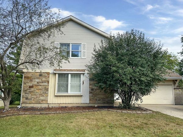 700 Butterfield Drive , Algonquin, IL 60102