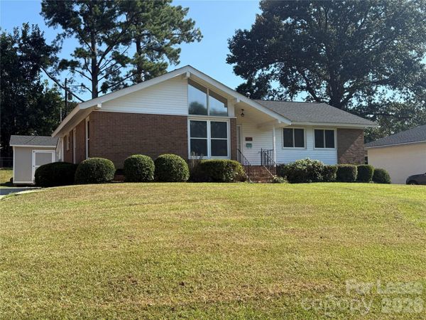 1627 Paddock Circle , Charlotte, NC 28209