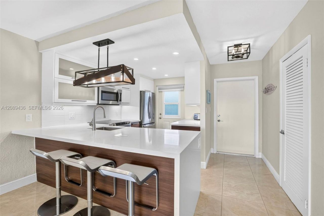 400 N Federal Hwy , Unit 414, Deerfield Beach, FL 33441 Photo