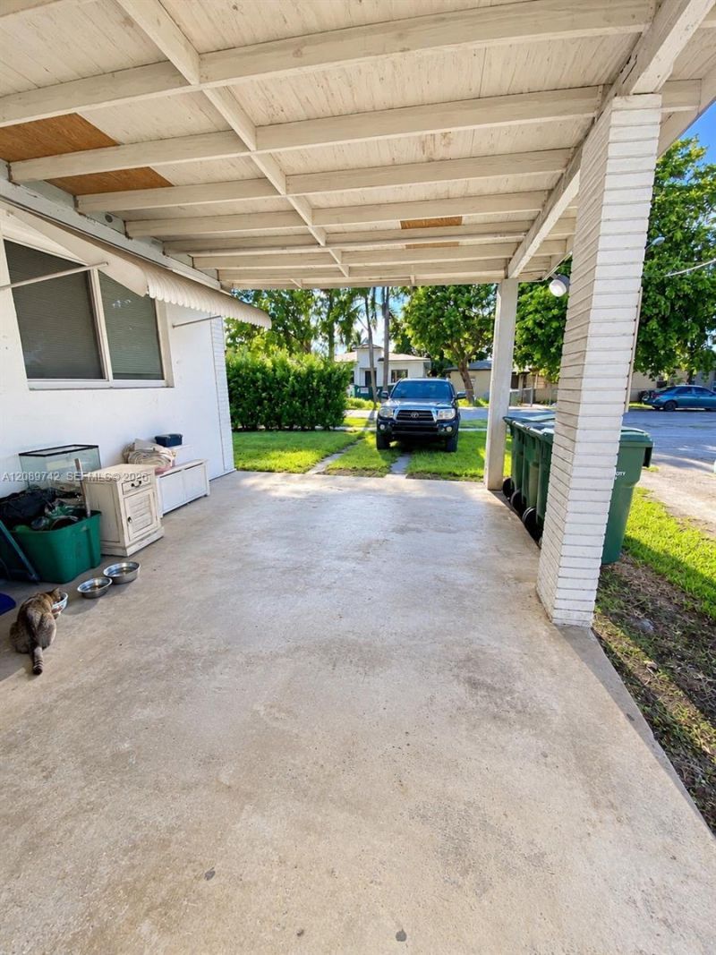 905 NE 5th Ave, Unit 2, Homestead, FL 33030 Photo