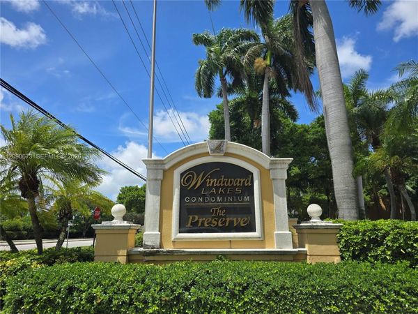 4015 W McNab Rd , Unit D305, Pompano Beach, FL 33069