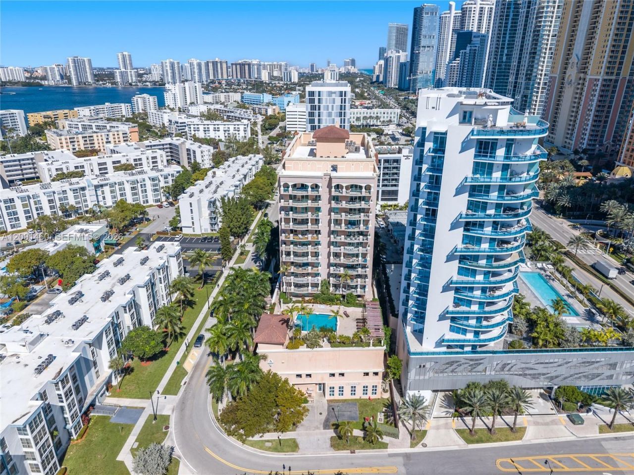 17555 Atlantic Blvd , Unit UPH3, Sunny Isles Beach, FL 33160 Photo