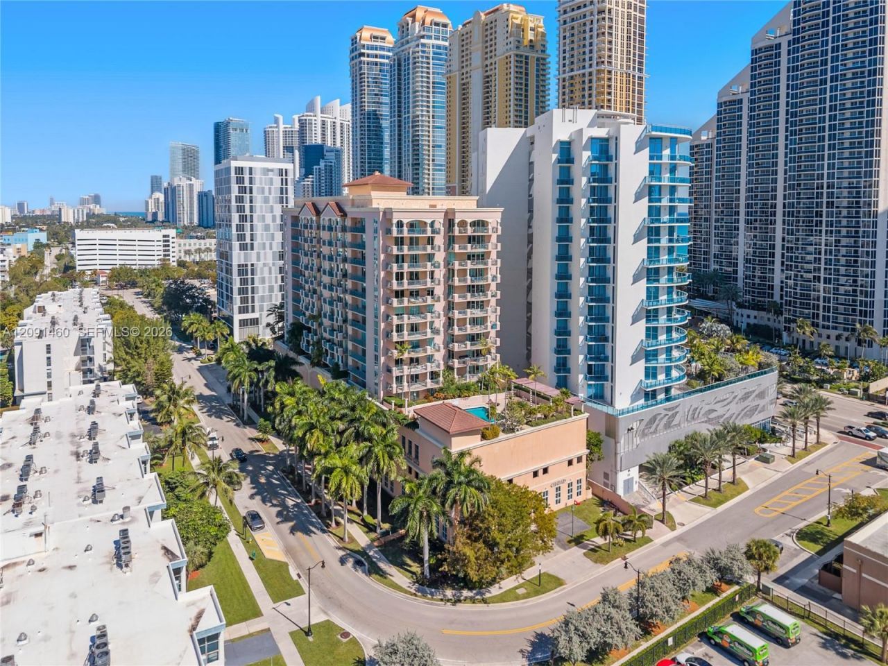 17555 Atlantic Blvd , Unit UPH3, Sunny Isles Beach, FL 33160 Photo