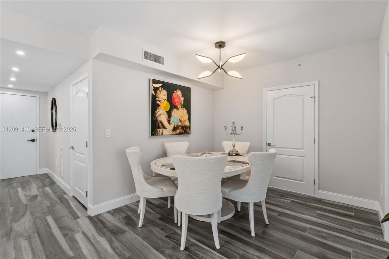 17555 Atlantic Blvd , Unit UPH3, Sunny Isles Beach, FL 33160 Photo