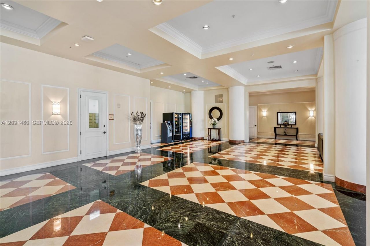 17555 Atlantic Blvd , Unit UPH3, Sunny Isles Beach, FL 33160 Photo