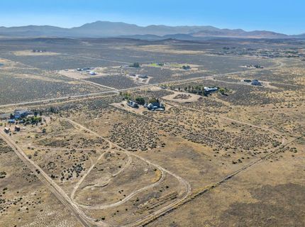 2068 E Valley Road, Minden, NV 89423 Photo