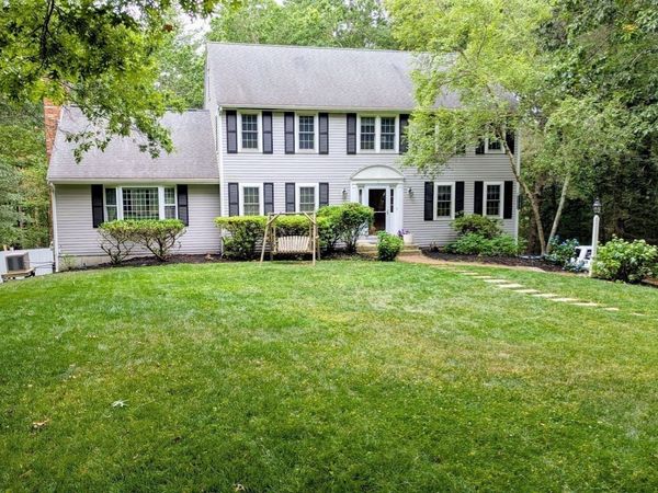 7 Tinkers Ledge Rd, Duxbury, MA 02332