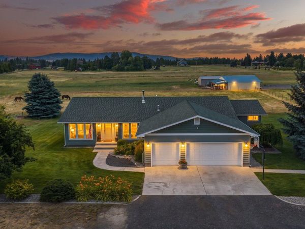 8711 S Cedar Rd, Spokane, WA 99224