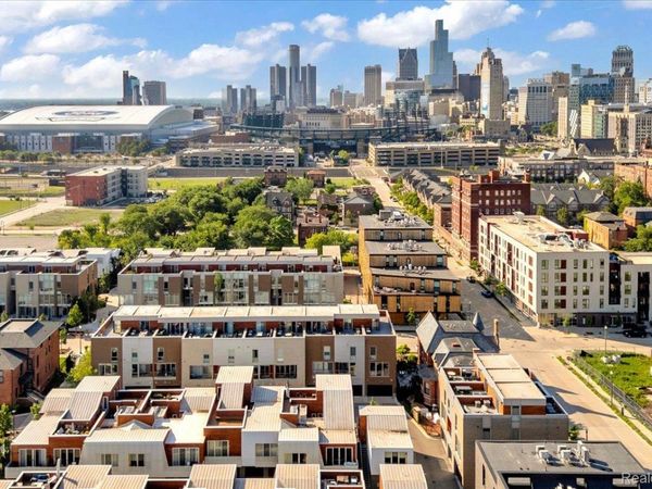 2822 John R Street , Detroit, Mi 48201