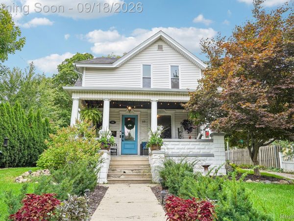 319 E Commerce Street, Milford Village, Mi 48381