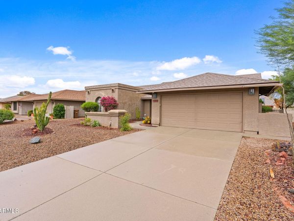 9814 W ROSEMONTE Drive, Peoria, AZ 85382